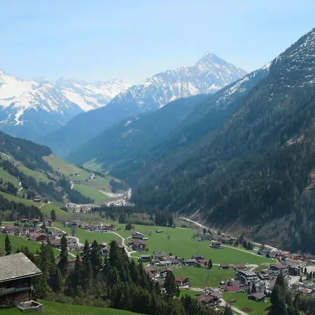 Apartment Apartment Haus Alina By Interhome